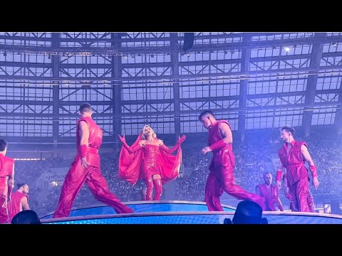 Видео: Полина Гагарина - Смотри 29 06 2024 Лужники Москва шоу «Навсегда»