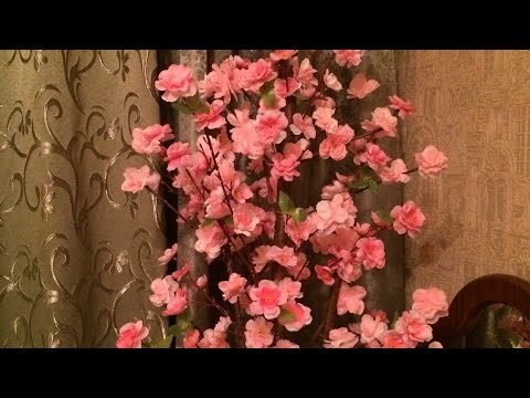 Видео: Такое Дерево сакуры из искусственных цветов в магазине стоит 3 тыс.а я уложилась в 150 рублей.🙂