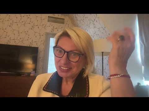 Видео: ЛЕВ - ГОРОСКОП НА ОКТЯБРЬ 2025 года от ANGELA PEARL