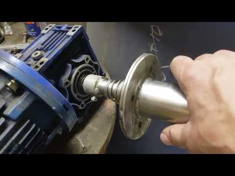 Видео: ПВК сальниковый узел