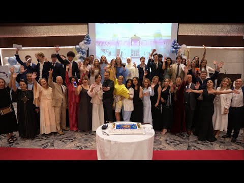Видео: Выпускной 2025 (Школе 29 лет) (DubaiRuSchool) 2025