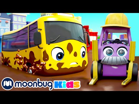 Видео: Бастер Строительная Площадка - Мы застряли в грязи! | Moonbug Kids на Русском | Мультики на Русском