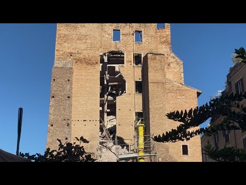 Видео: Мария Захарова во всем права! Просмотрите, что случилось с башней, это - УЖАС! 