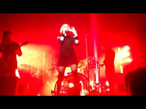 Видео: The Hardkiss- Tony, Talk! (22.04.17, Черноморск, клуб Metropolis)