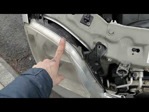 Видео: Опель Мерива А, простая замена правой лампочки ближнего света