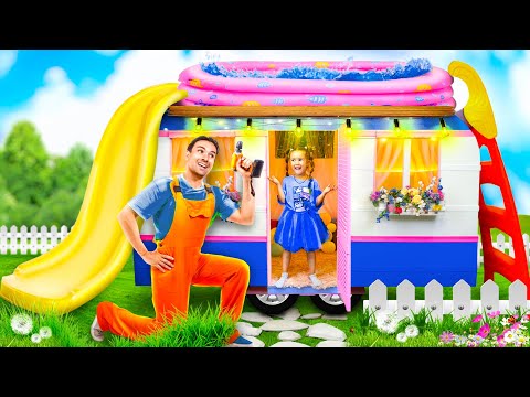 Видео: Я строю секретный замок из картона для младшей сестры!