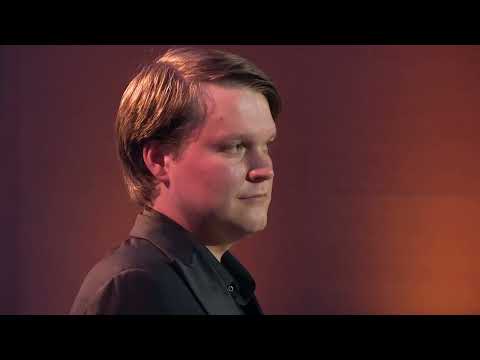 Видео: Чайковский. Корольки. Поёт Михаил Басенко.