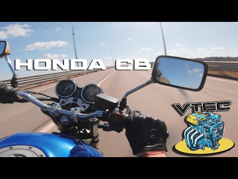 Видео: HONDA CB400 VTEC III в 2025 году - До сих пор прёт! | Обзор, Динамика, Звук выхлопа, etc