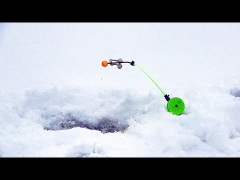 Видео: С ВЕБАСТОЙ НА РЫБАЛКЕ! ЖАРА, АЖ В ПАЛАТКЕ УТОНУЛИ! Первый тест автономки и новой снасти - комбайны