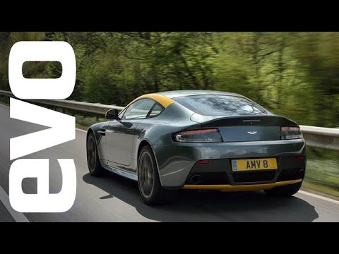 Видео: Aston Martin N430 на лучшей дороге Шотландии | evo ОТЛИЧНЫЕ ПУТЕШЕСТВИЯ