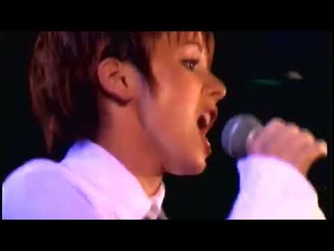 Видео: t.A.T.u - я сошла с ума ||первое выступление 2000 год