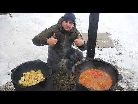 Видео: ТОМЛЕНЫЕ ГОВЯЖЬИ РЕБРА В ПОМИДОРАХ И КАРТОФЕЛЬ ПУШКИН В КАЗАНЕ НА КОСТРЕ