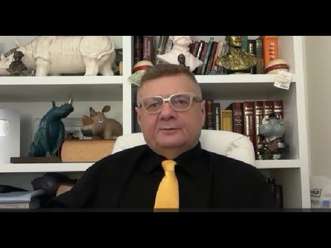 Видео: Депутаты не встретили Президента аплодисментами на заседании фракции @ІгорМосійчук1