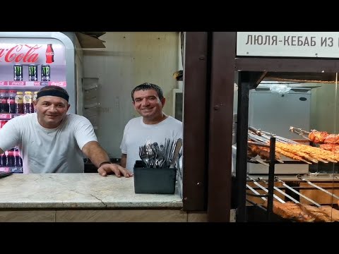 Видео: Самая ВКУСНАЯ ЕДА ЗДЕСЬ! Кафе МАЯК. Лазаревское.Сочи. @Шиндр Мындр