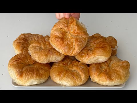 Видео: Те, кто не знает, как раскатывать тесто 👆 Мы годами делали это неправильно. 😱