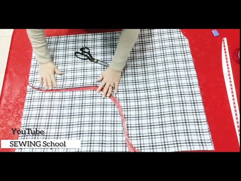 Видео: ПОДХОДИТ НА ЛЮБОЙ РАЗМЕР! Очень легко раскроить и сшить пончо @sewingschool6981