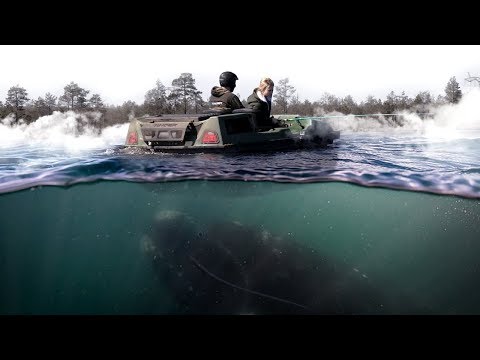 Видео: Нашли жуткое озеро на вездеходе Tinger Track S500