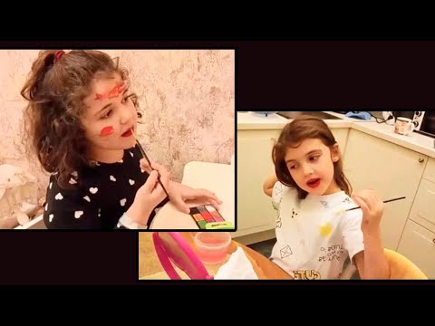 Видео: Красавицы дочки 85летнего Эммануила Виторгана и Ирины Млодик устроили дома салон красоты