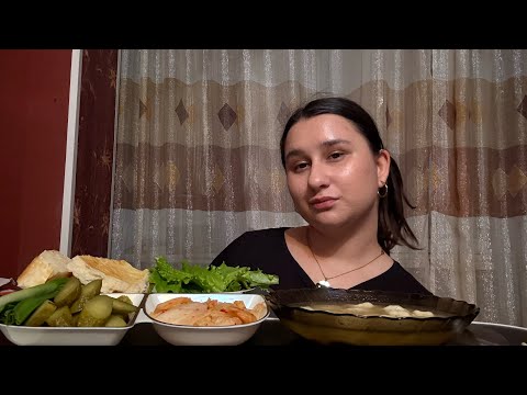 Видео: Мукбанг/ пельменный суп.🍜 что мне может испортить настроение на весь день ? 🫣