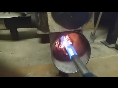 Видео: Эконом печь для мастерской, теплицы или гаража.  Часть 2