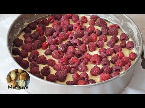 Видео: МАЛИНОВЫЙ ПИРОГ с заливкой из сметаны/RASPBERRY CAKE