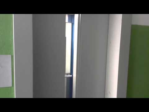 Видео: Электрические лифты КМЗ V=1 м/с, Q=400 кг. (81)