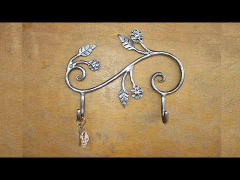 Видео: ключница на два крючка