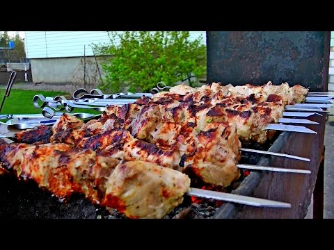 Видео: ШАШЛЫК! СУПЕР МАРИНАД ! МЯГЧАЙШЕЕ СОЧНОЕ МЯСО!