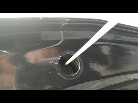 Видео: Renault Megane 2. Съем дверной ручки, съем замка, разбор двери.