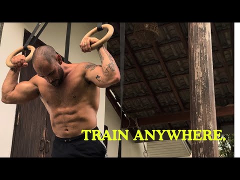 Видео: Программа тренировок, которая создала меня — силу, мастерство и мышцы на всю жизнь