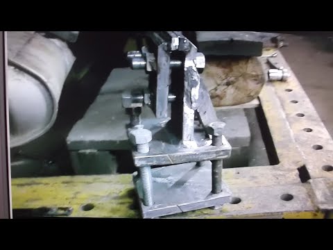 Видео: Зажимы для рихтовочного стенда . Дешево и надежно .