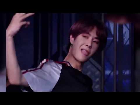 Видео: Король. Wang YiBo dance.