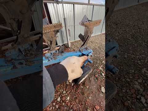 Видео: ПОН 3, Уманьферммаш. Плуг оборотный! Честный отзыв по эксплуатации!