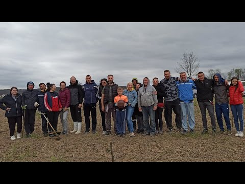 Видео: Садили смо воће!