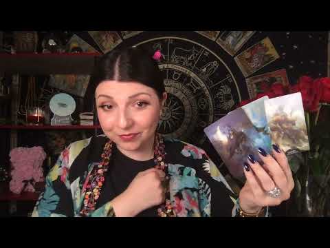 Видео: Боится ли он потерять вас навсегда? Таро Юлия Петрова