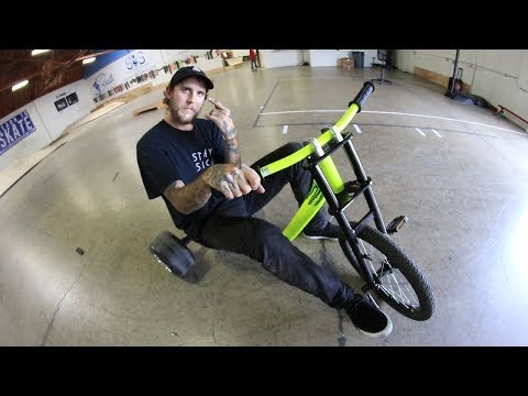 Видео: Безумие на дрифт байках! Раунд 2