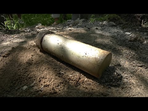 Видео: Капсула времени найдена и вскрыта в Риддере