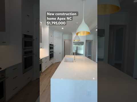 Видео: New Home NC | White kitchen #interiordesign #сша #життявсша #realestate