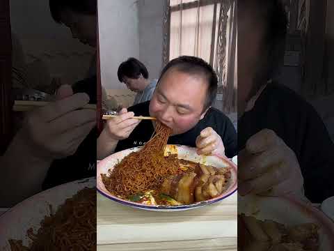 Видео: Если ты не хочешь есть, посмотри, как я ем, и ты захочешь этого.  56