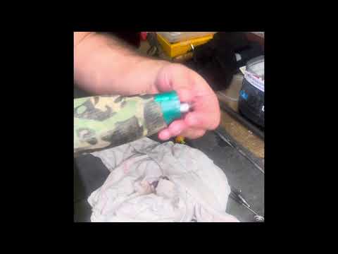 Видео: Обслуживание ружья Вектор.Разборка.