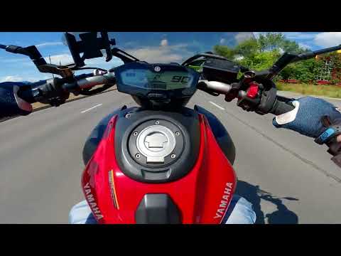 Видео: Yamaha MT 07 лайтовый тест драйв