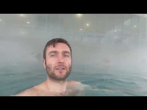 Видео: ЗАКОПАНЕ ЯНВАРЬ2023. Термальный источник на улице в горах . Бассейн. Первый спуск на лыжах.