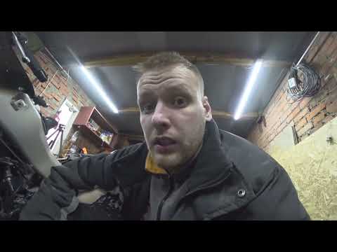 Видео: Kawasaki ZZR1100 ZX-11 Замер давления масла и регулировка клапанов!