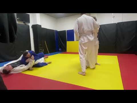 Видео: Отработка приема Ко-uchi-makikomi #judo #nagewaza #kouchimakimi
