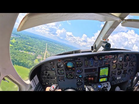 Видео: (4K) Взгляд пилота реактивного самолёта | Запуск, взлёт и посадка Cessna Citation II