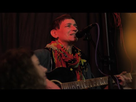 Видео: Умка — концерт на Чердачке 20.03.22