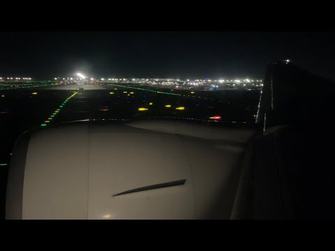 Видео: Turkish Airlines • Boeing 777-300ER • TC-JJH • Мягкая посадка в аэропорту Стамбула