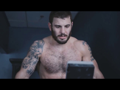 Видео: A Day With The 2016 Crossfit Champ | Mat Fraser: The Making of a Champion - русская озвучка