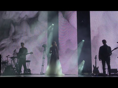 Видео: Полина Гагарина «Выше головы» Новосибирск ЛДС Сибирь 18.10.2019. Polina Gagarina.[Fancam]