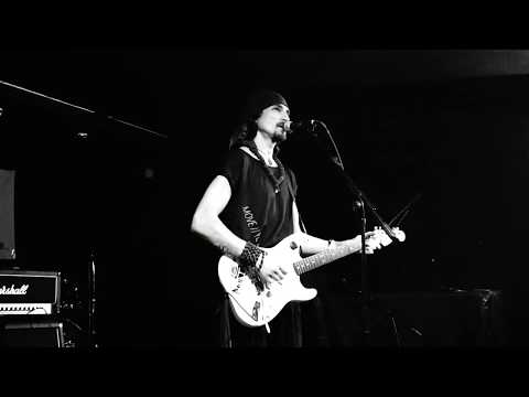 Видео: Игорь Тальков младший - Памяти Виктора Цоя. 10.08.2017 Клуб "Богема" Коктебель